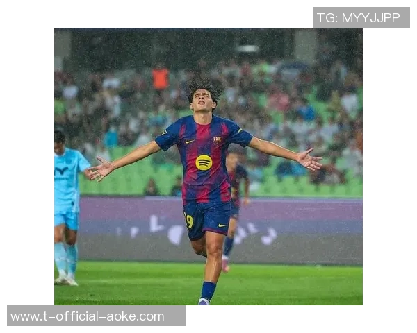 TA：巴萨伤病激增&体能改革失效，引发更衣室不满与矛盾升级