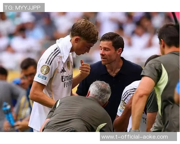 马卡：皇马近期比赛陷入混乱，阿隆索面临未完成的建队挑战